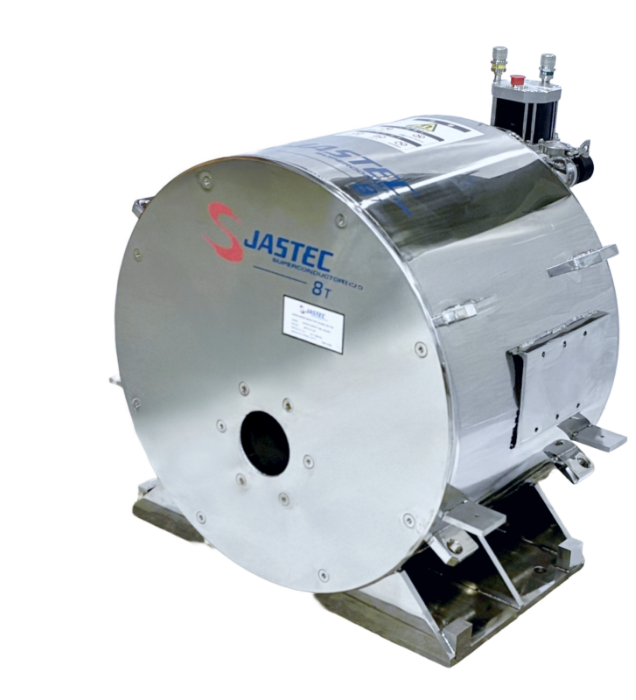 量子科学技術研究開発機構 ナノテラスセンター向けに出荷した無冷媒型8T/100mm超電導マグネット